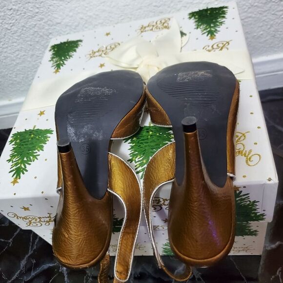 Cln heels  - Picture 6 of 7